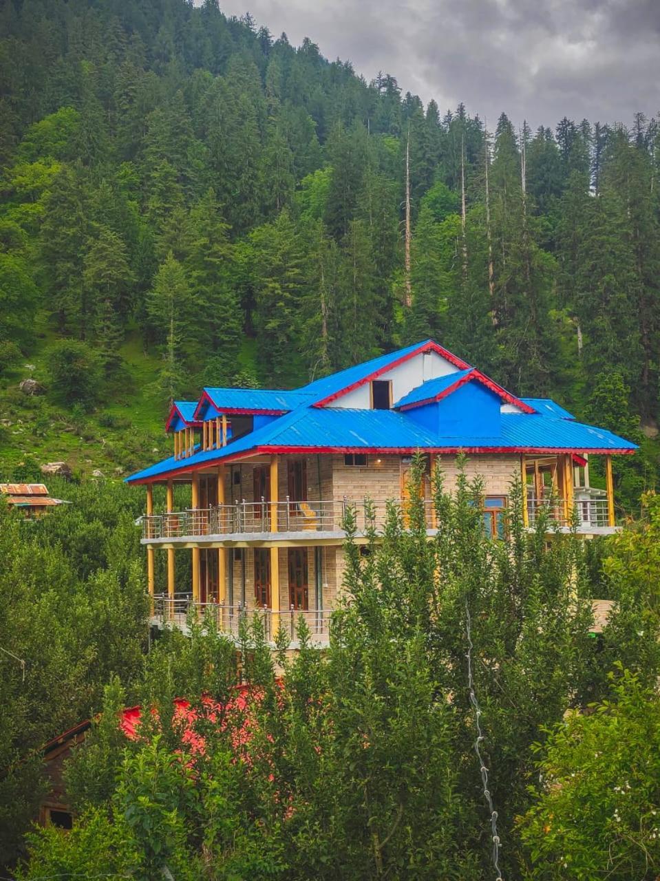 New Brahma Cafe Guest House Kalgha Экстерьер фото