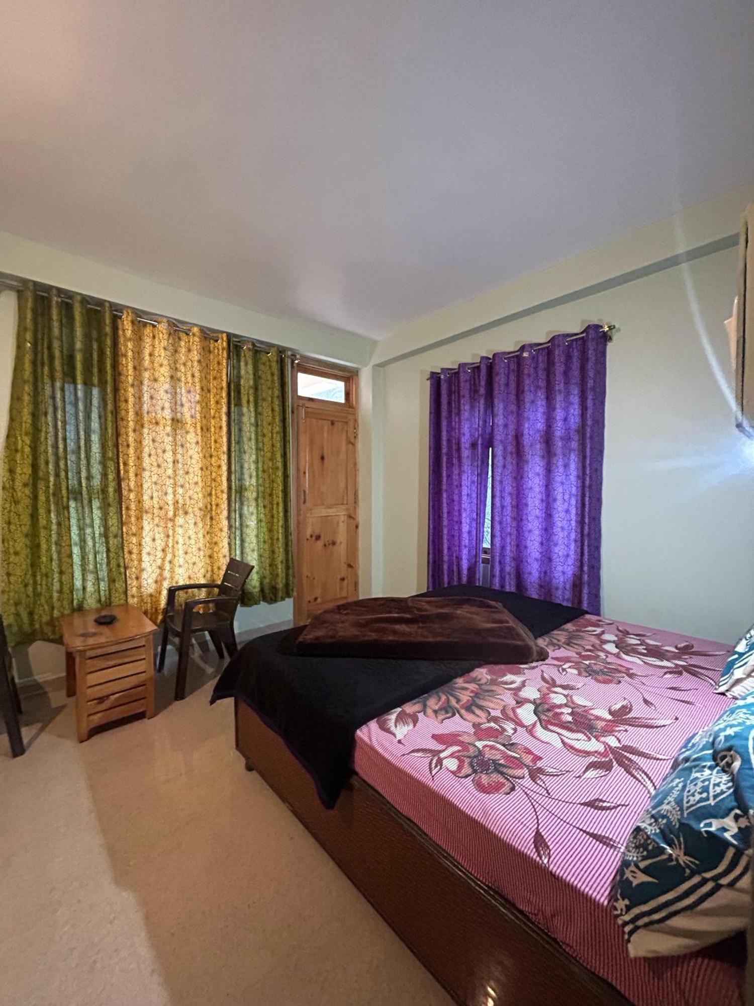 New Brahma Cafe Guest House Kalgha Экстерьер фото